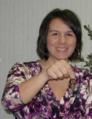 LeeAnna Rocha with her new housekeys
