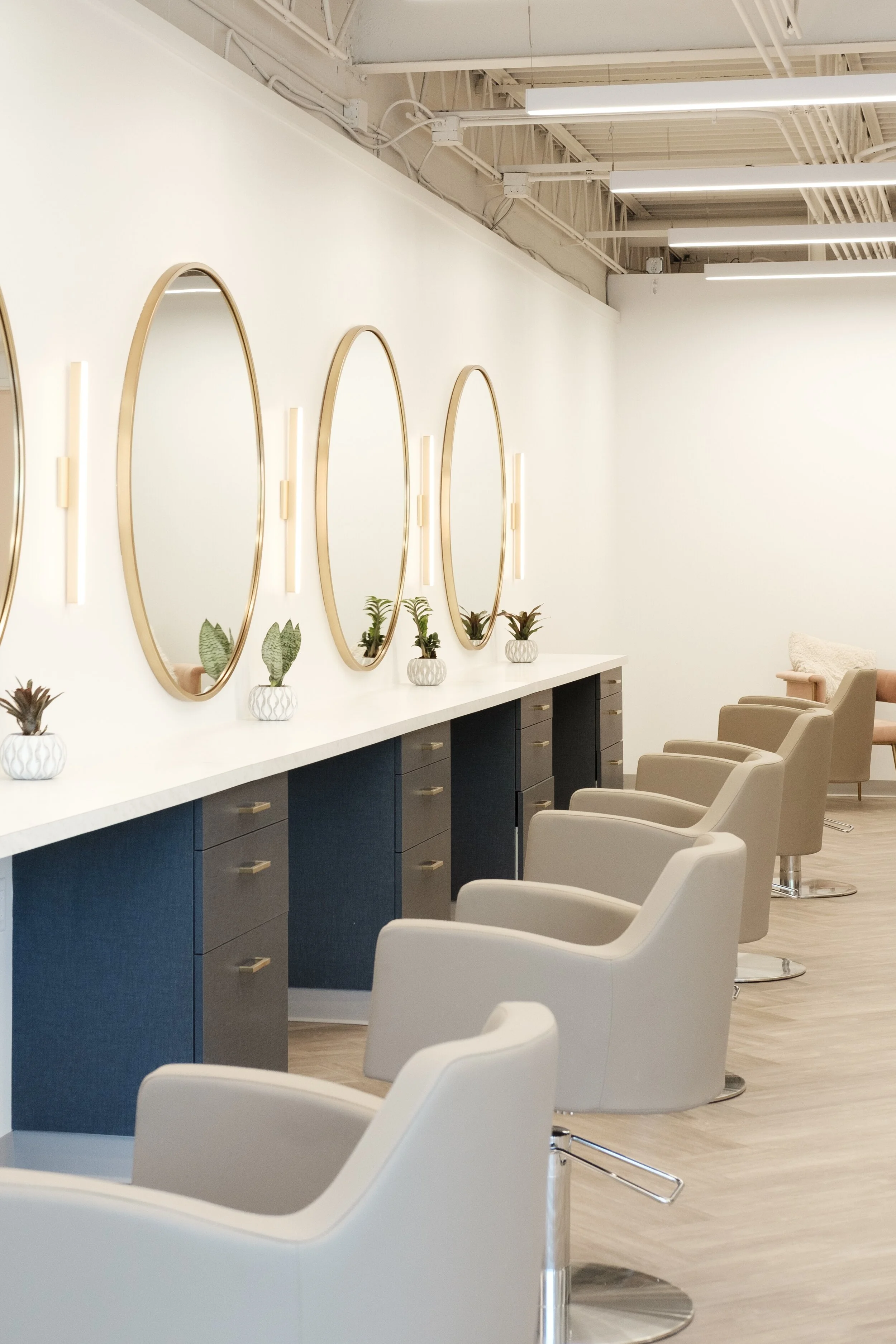 HYDE SALON