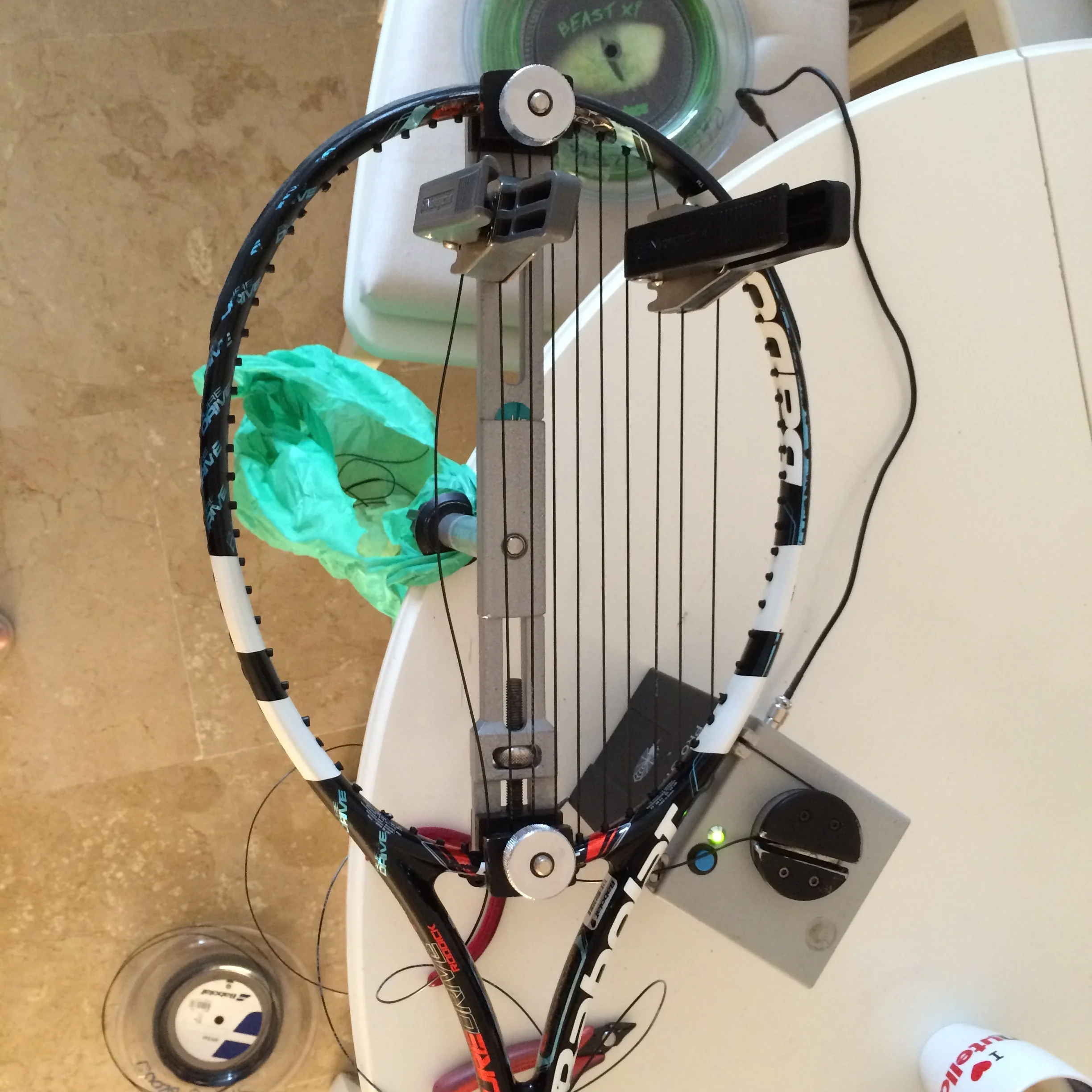 Stringing on the Pro Stringer