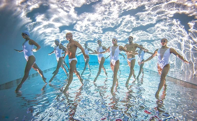 SynchronizedSwimmersUnderwaterExample.jpg