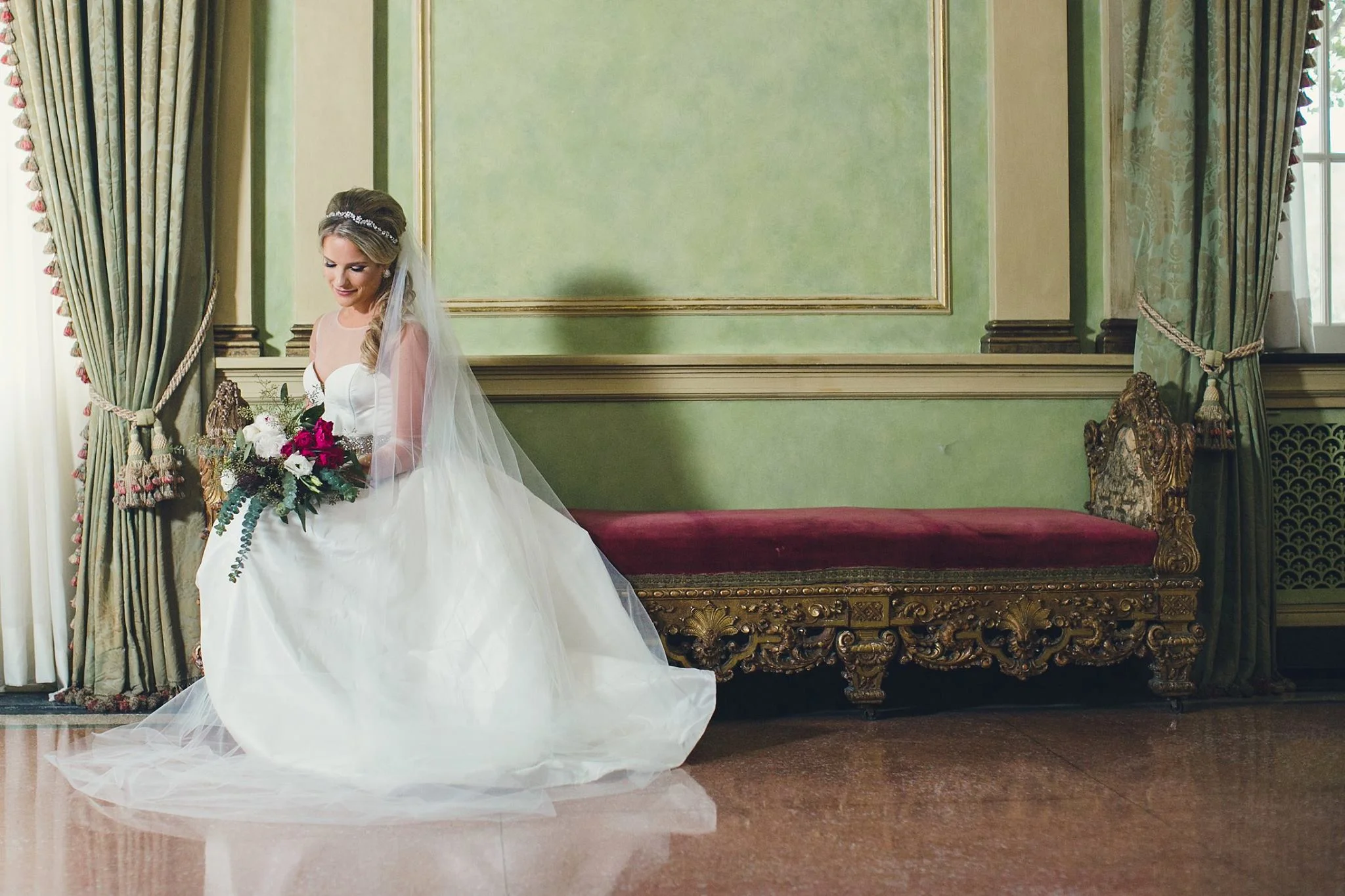 Bride - Hilary Tuttle 005.jpg