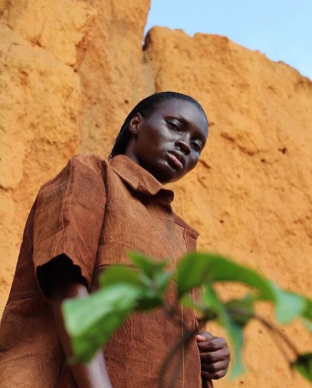 @tatiana_sonon wearing @iamisigo by @bubuogisi, photographed by @kamder
&bull;
&bull;
&bull;
&bull;
&bull;
&bull;
&bull;
#inthehoneypot #honeypotinspo #blackart #blackphotography #glow #editorial #art  #blackbeauty  #moodboard #photography #represent