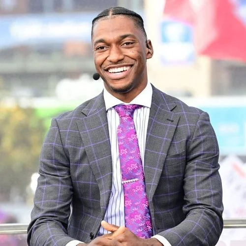 RGIII embraces role as analyst, doesn’t close door on return to NFL