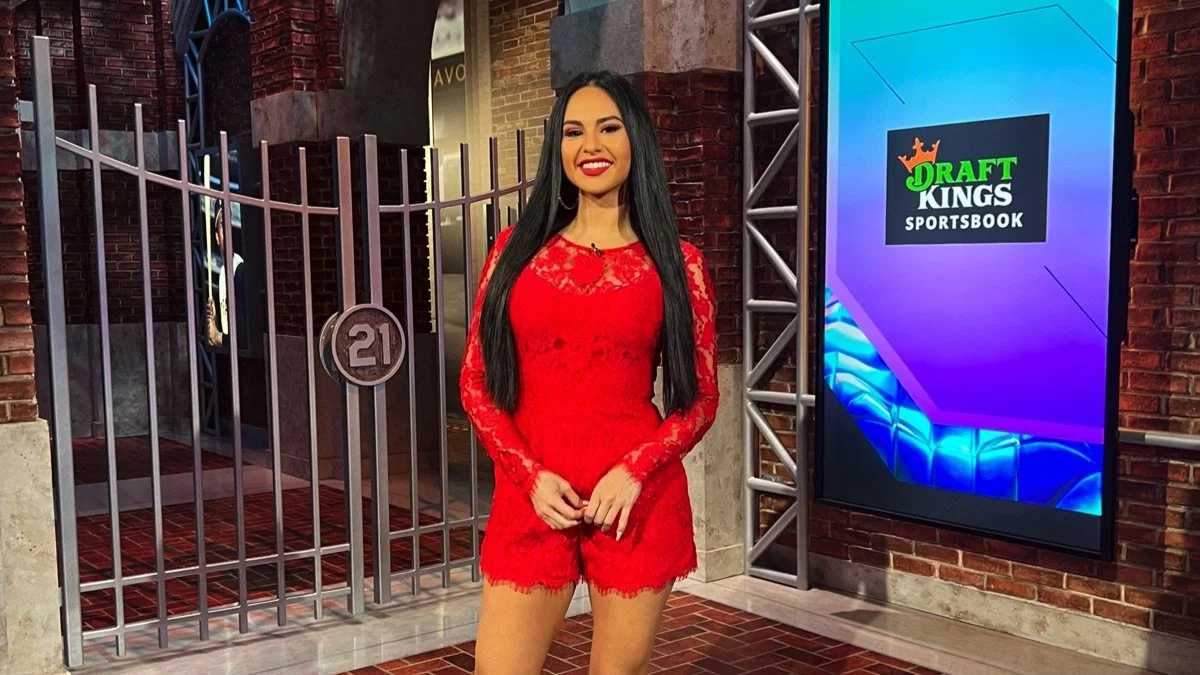 Siera Santos Brings Originality, Comedy, Chemistry to MLB Network