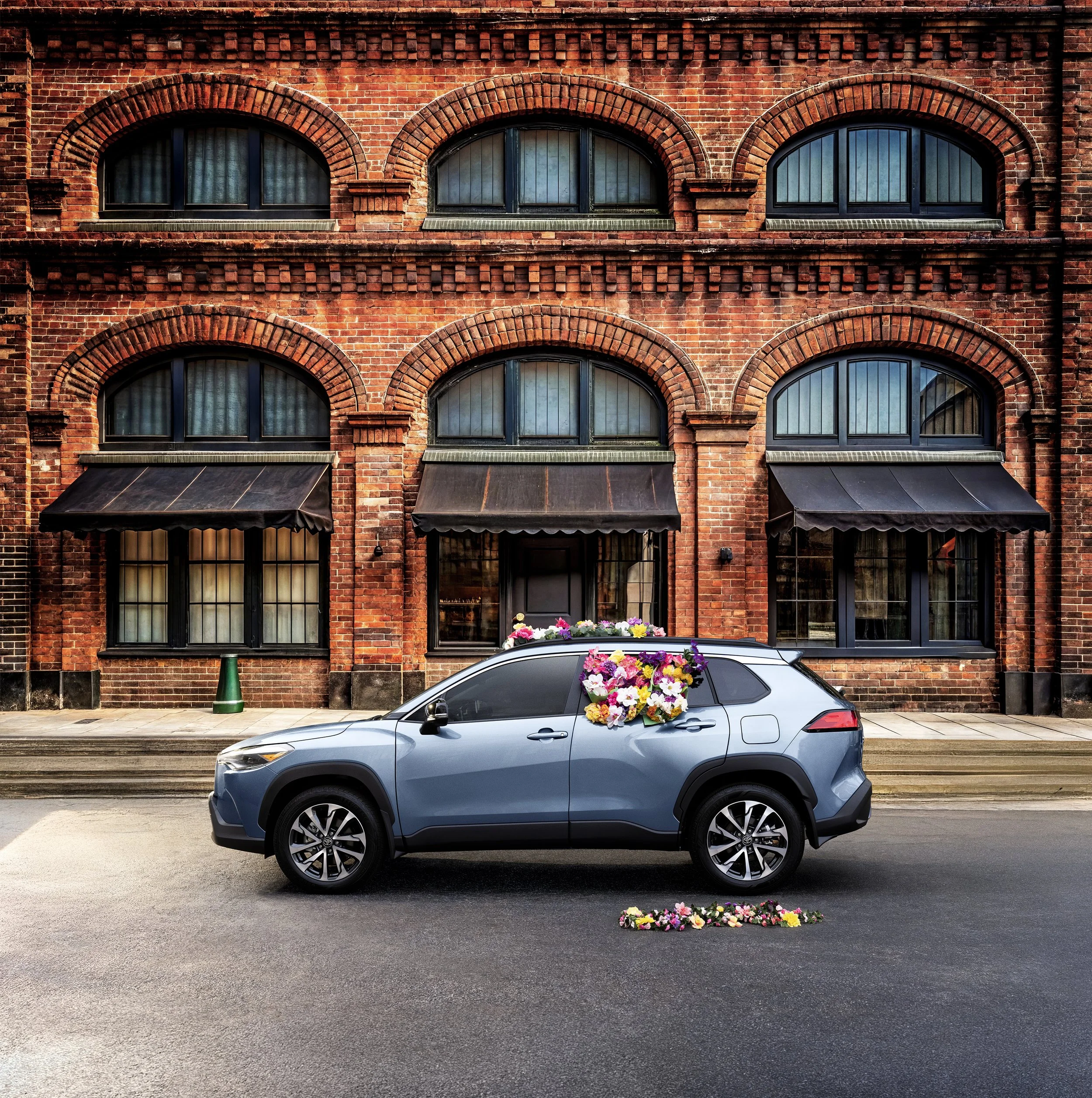 TOYOTA COROLLA CROSS