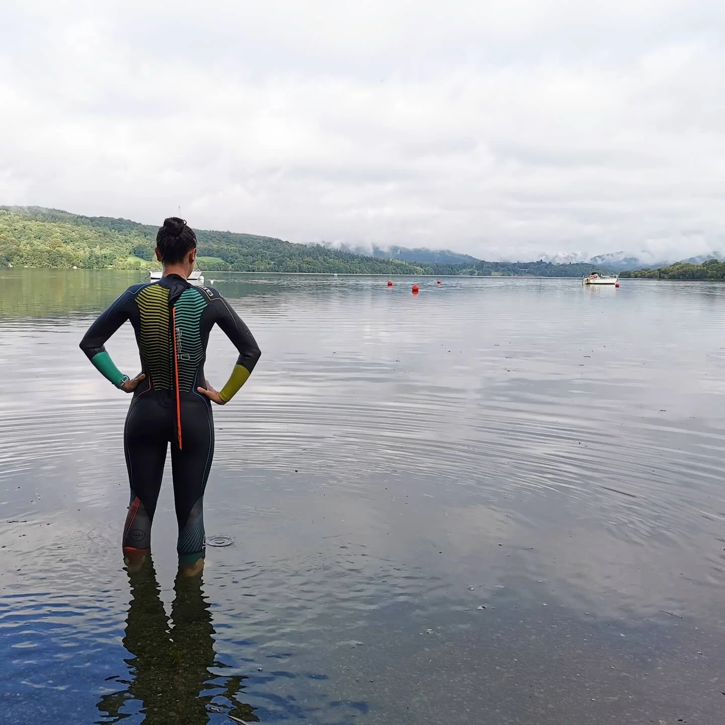 Calm water this morning at Windermere with low clouds hovering over the mountains.

Incredible morning for my second lakes swim in my new home. Thanks @kendaltriclub for inviting me down for a dip.

Using my orange pull cord today to add a little mor