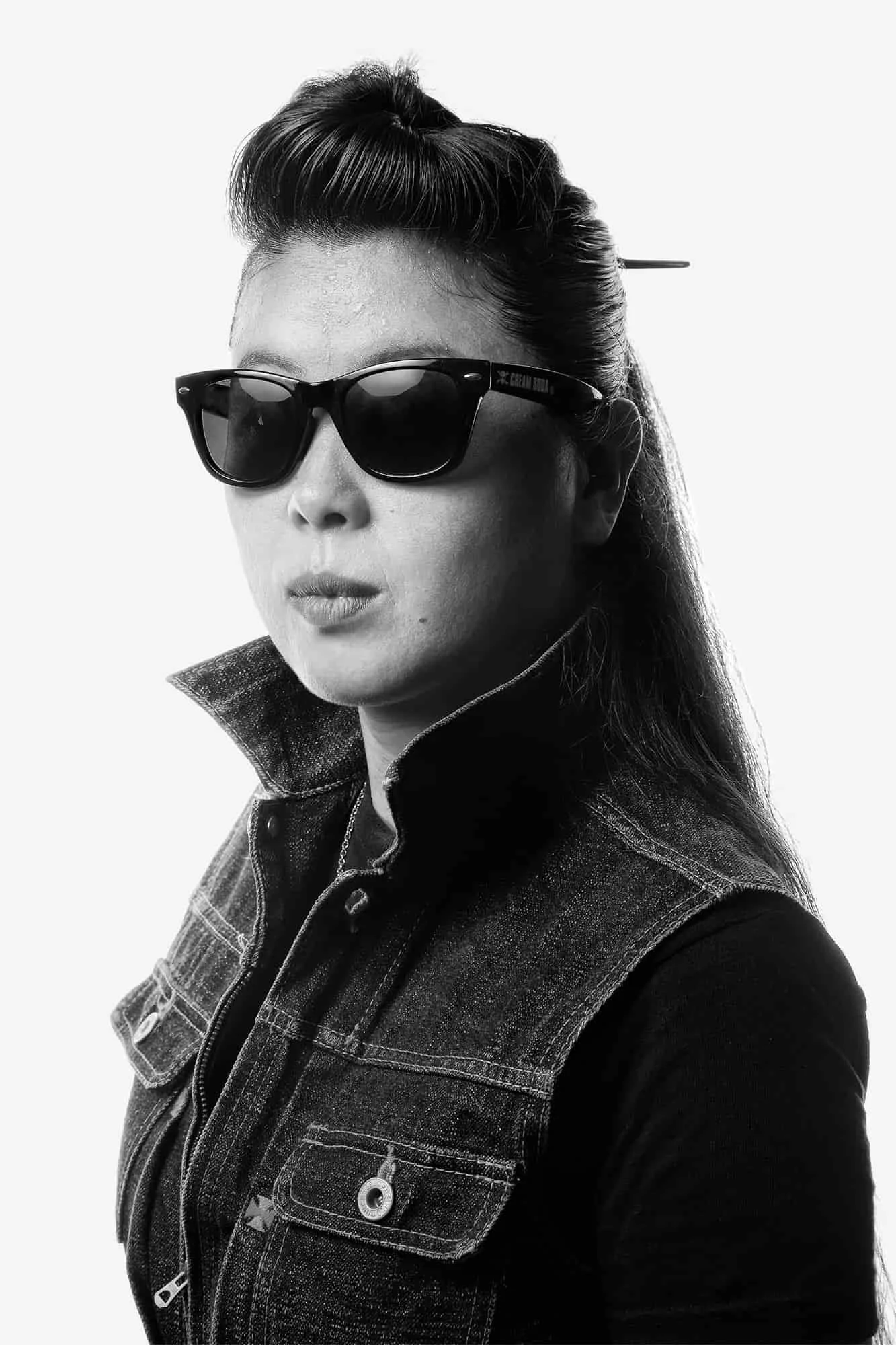 Rollerzoku-Woman-Denim-Cut-Vest-Greaser-Japan.jpg