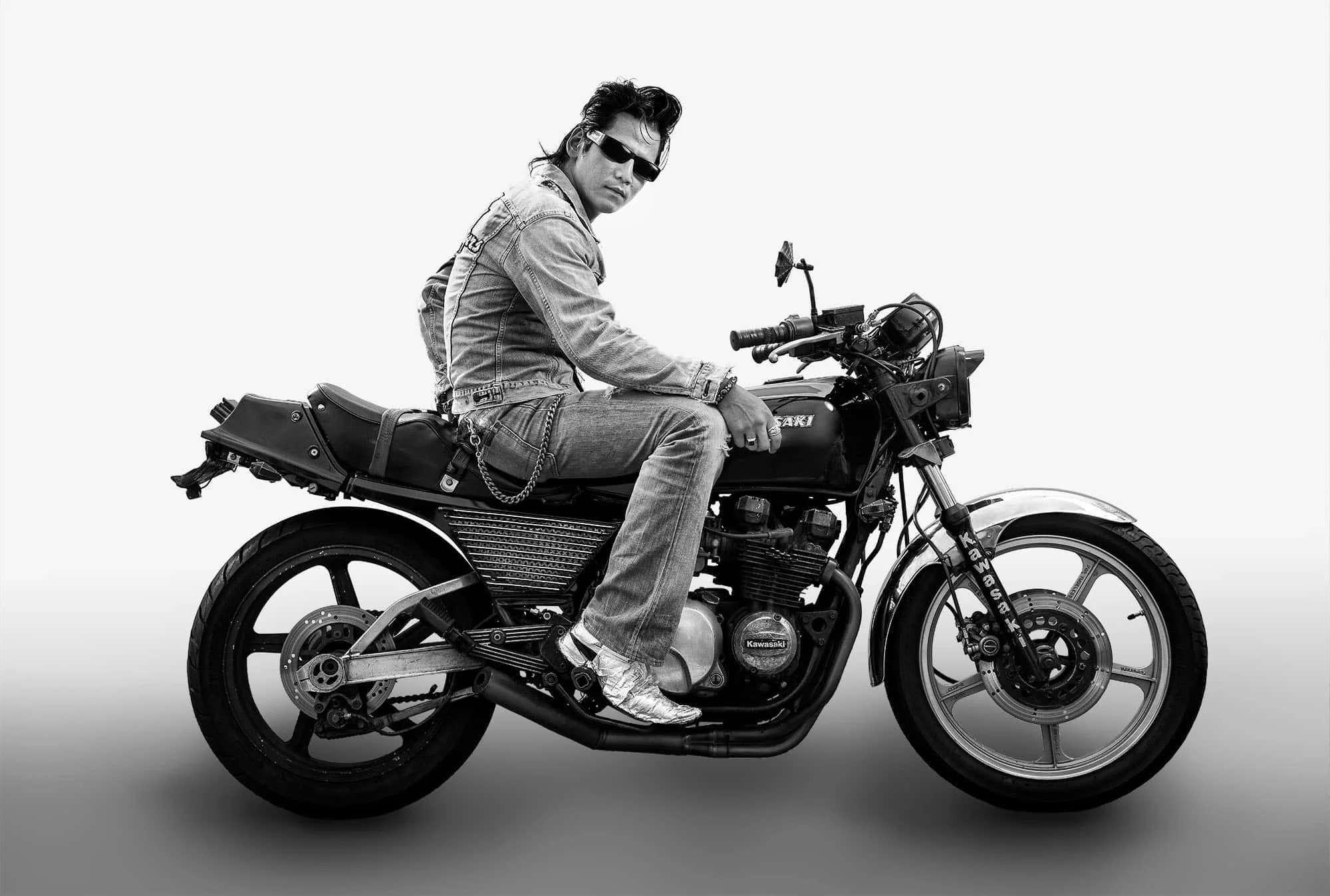 Rollerzoku-Motorcycle-Kawasaki-Greaser-Denim.jpg