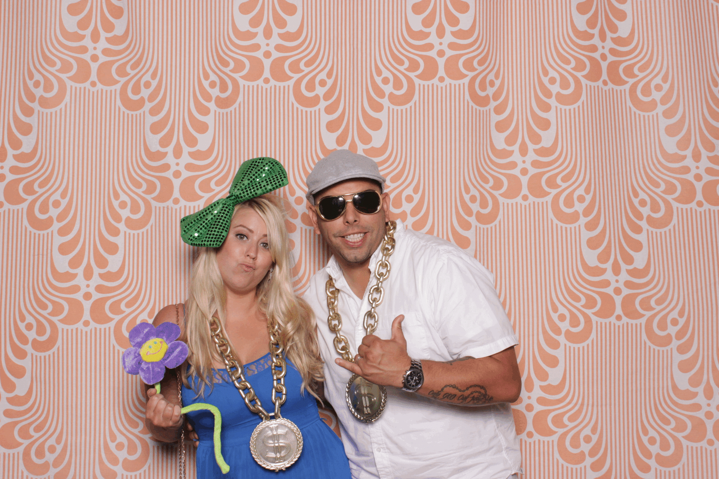 chico-photo-booths-for-rent-funny-couple.gif