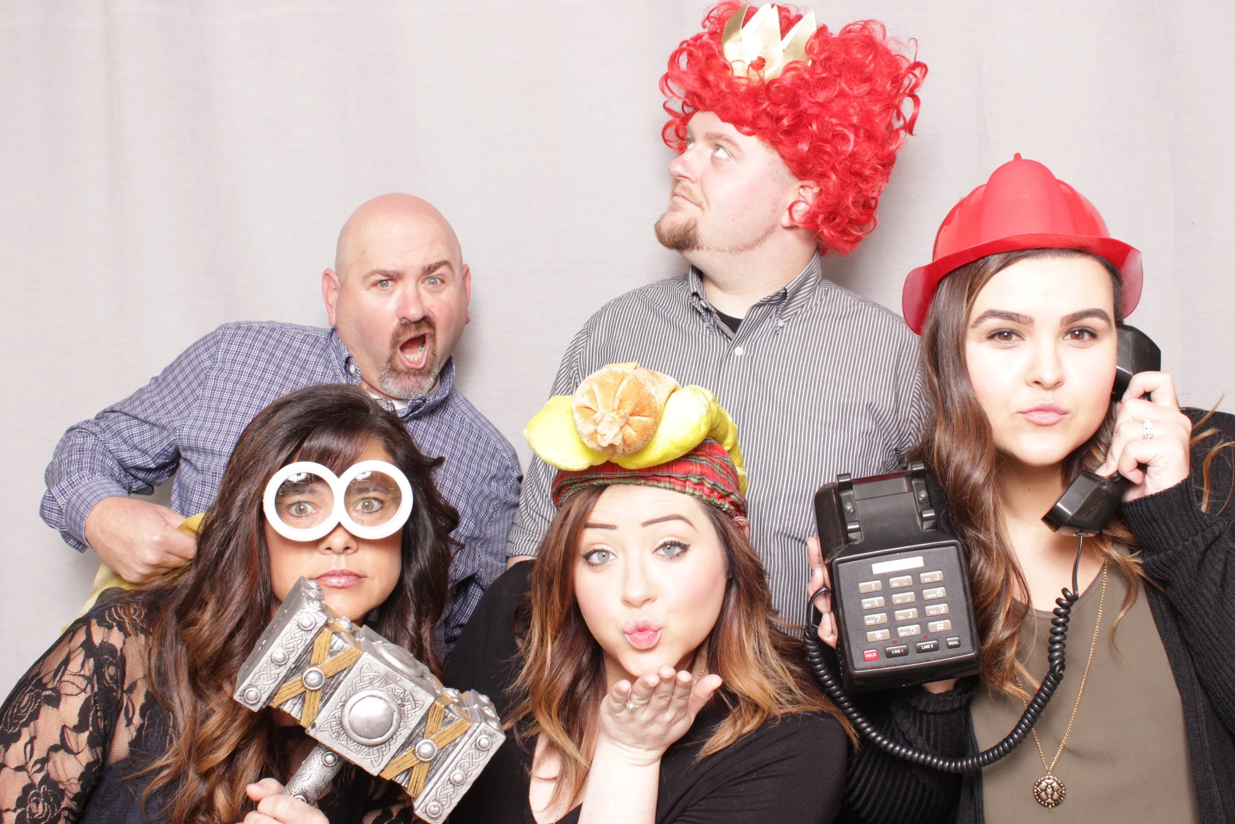 Chico-photo-booth-rental-hats-included