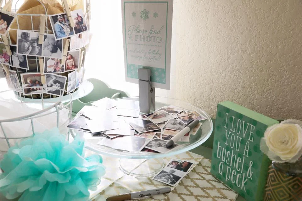 I loved the idea of having everyone sign the back of these little square photos I had printed on Social Print !