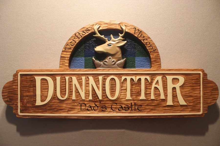 Deer signs, family crest signs Lazy River Studio - www.lazyriverstudio.com 