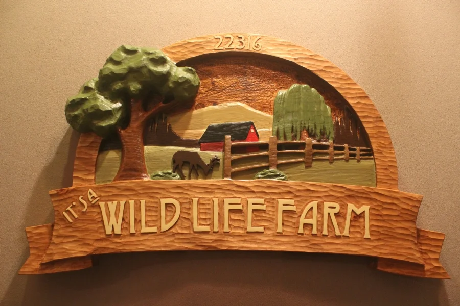 Best Farm signs handmade by Lazy River Studio
