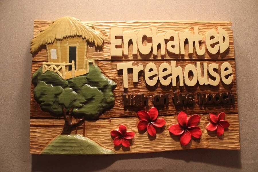 Custom Carved Tree House signs
