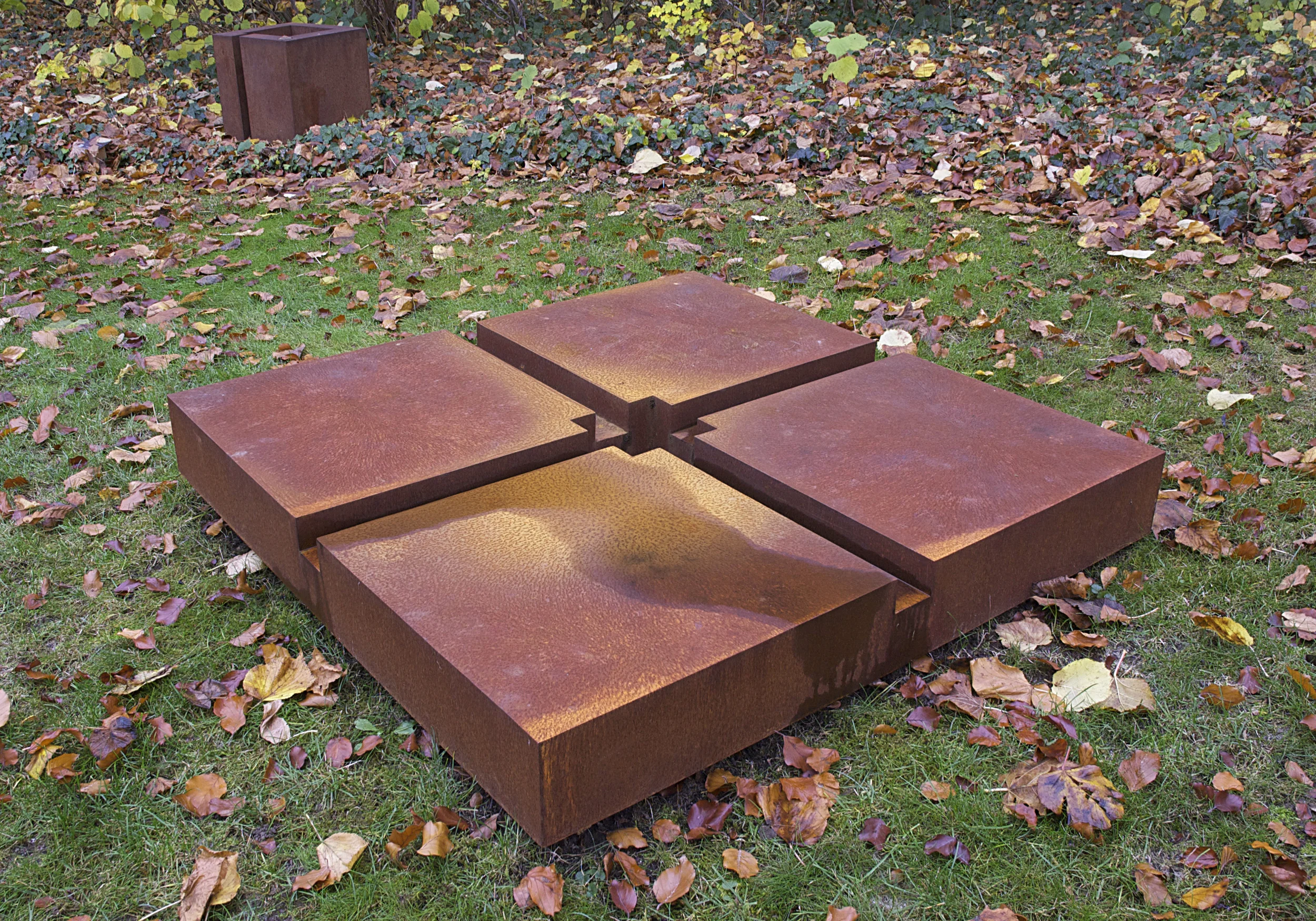 TISCH DER ERDE 2009 CORTEN STAHL 16 X 125 X 125CM