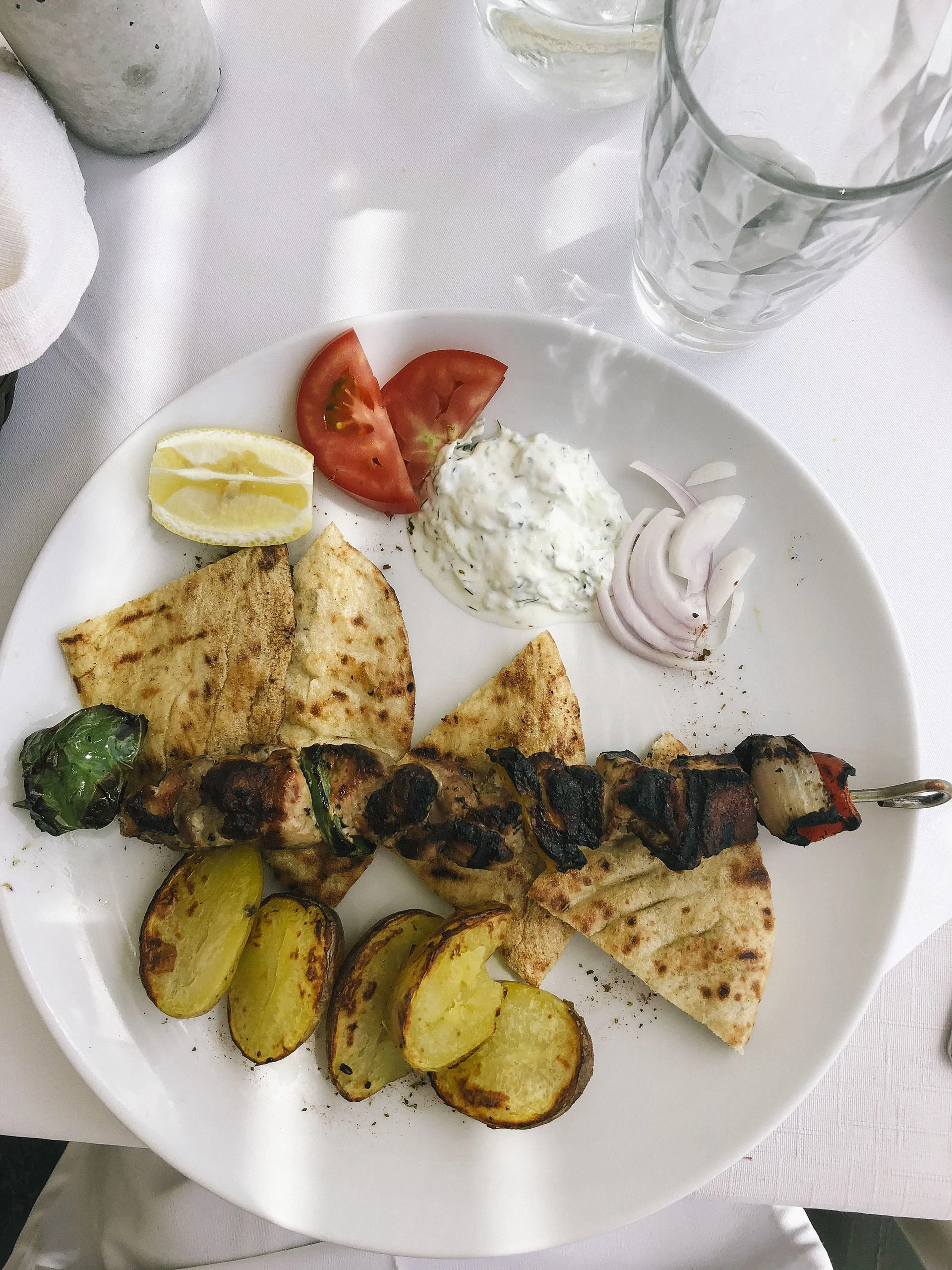 lunch in fira