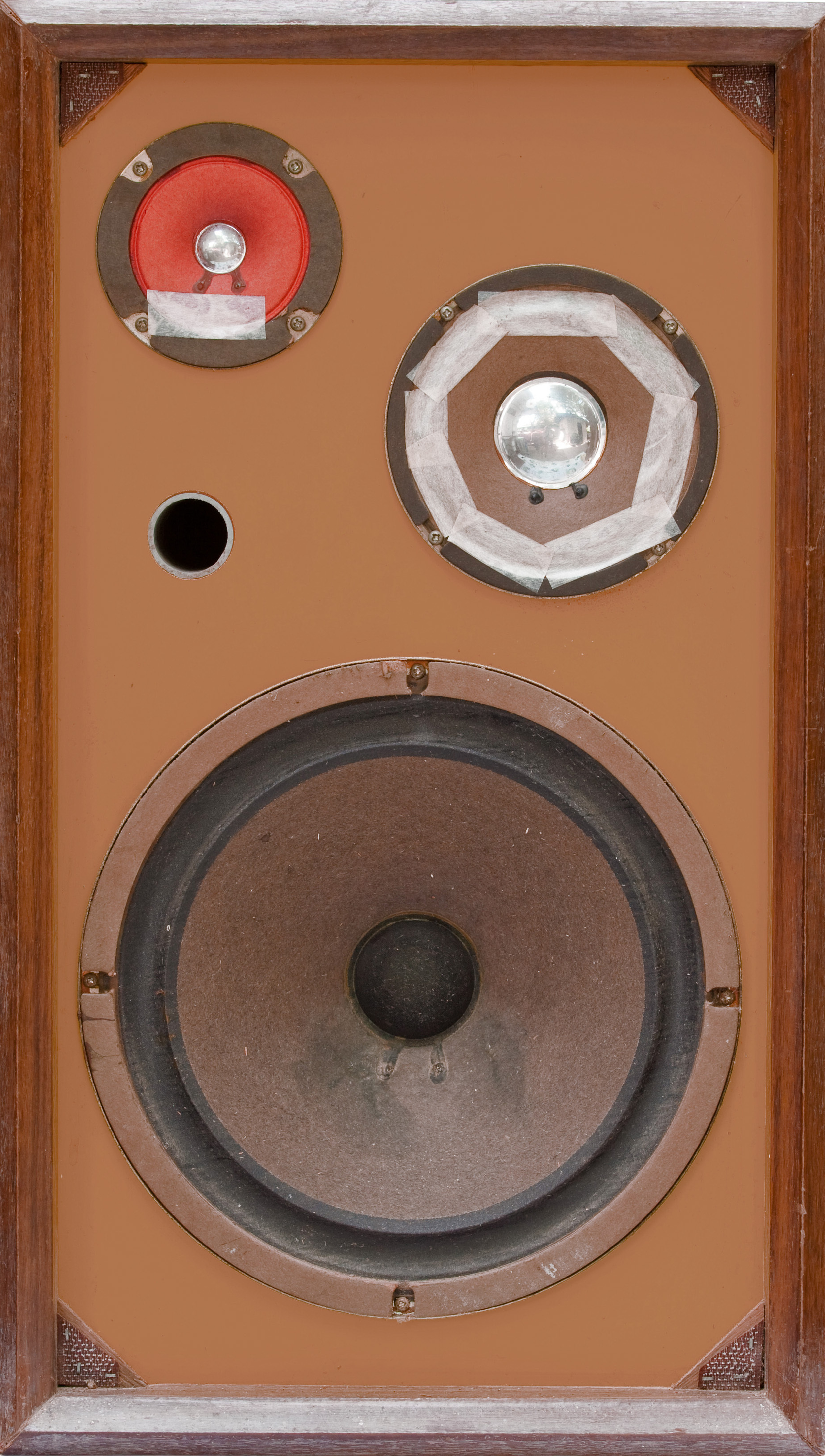wood speaker.png