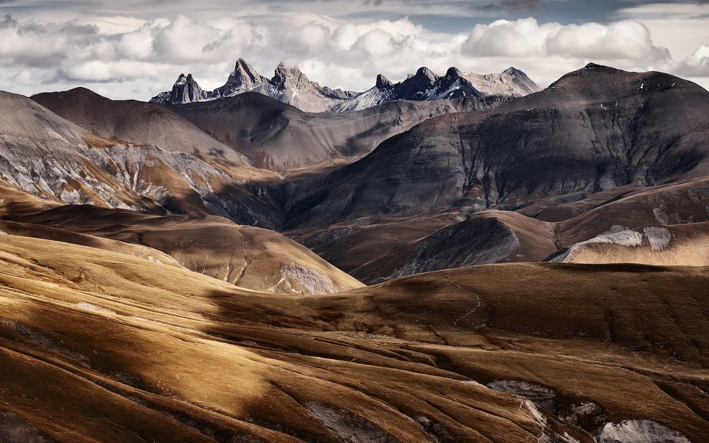 2560x1600-1_Small.jpg