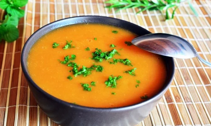 carrot soup.jpg