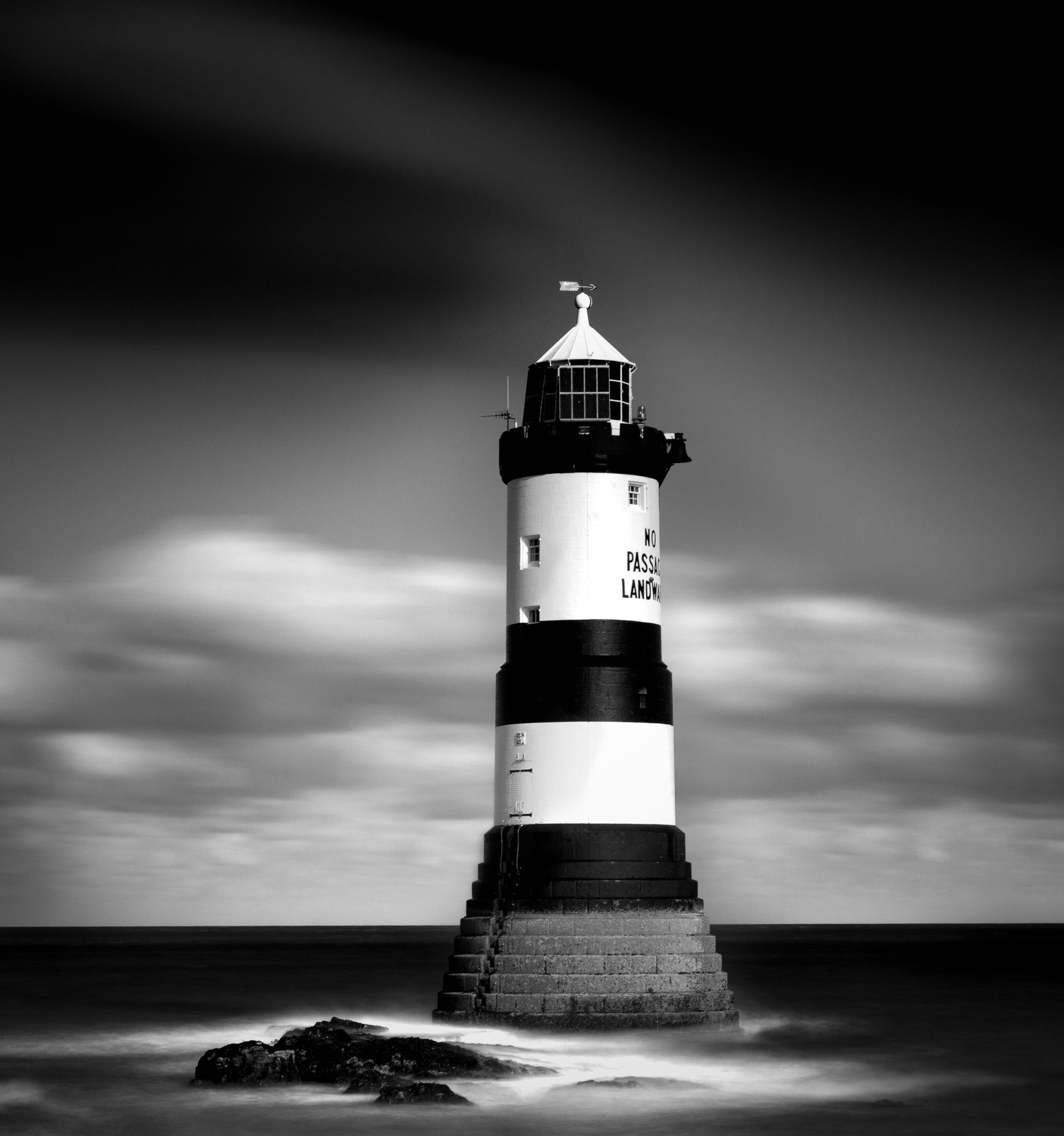 penmon lighthouse-2-Edit.jpg