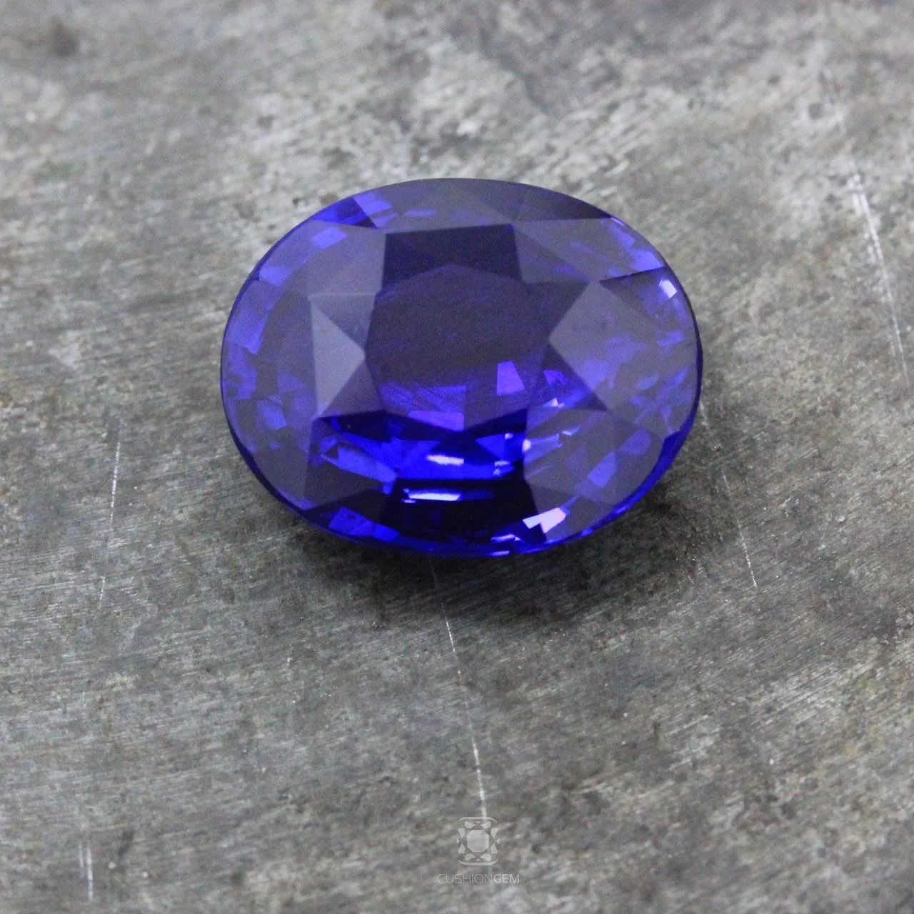 9.04 Oval Un-heated Sapphire