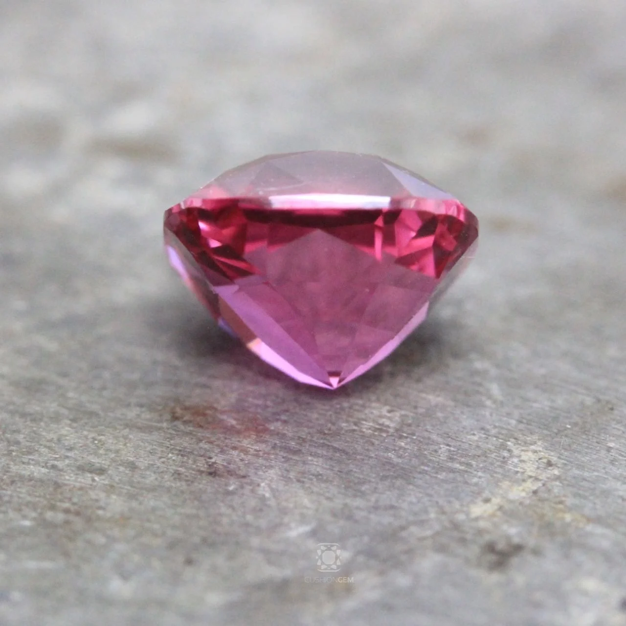 3.78cushionpinksapphiremal CG04.jpg