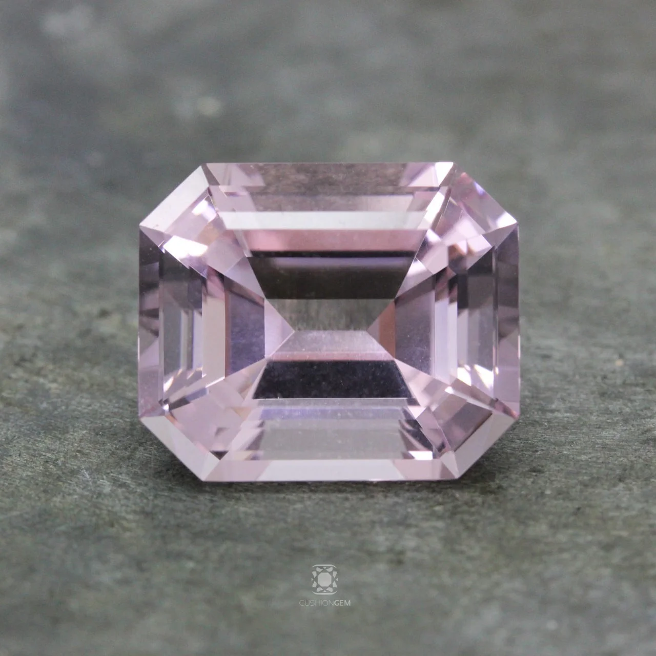 12.96emeraldcutmorganitemal CG01.jpg