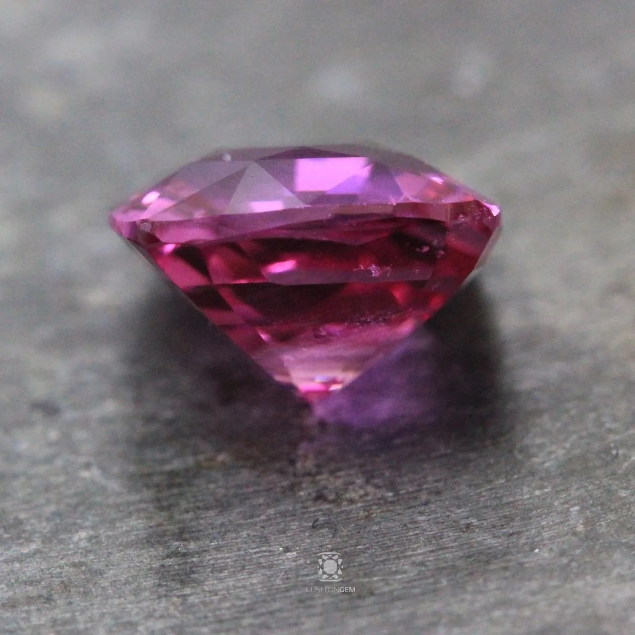 3.50cushionpinksapphiremal CG04.jpg