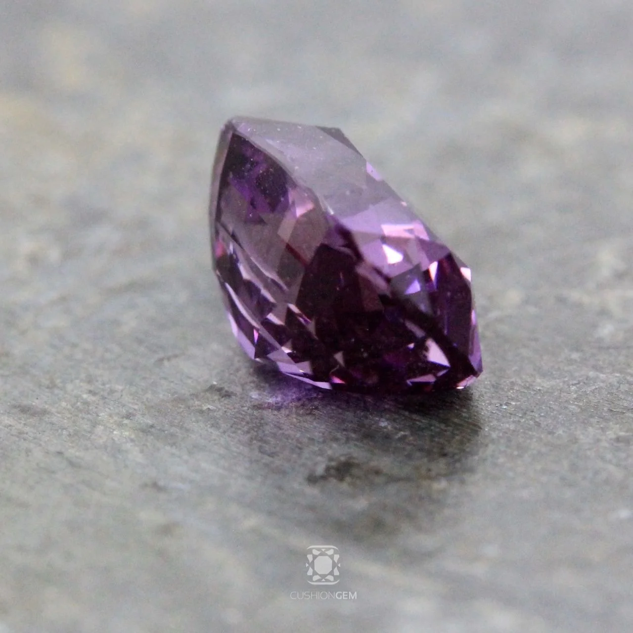 3.38cushionpurplesapphire618.jpg