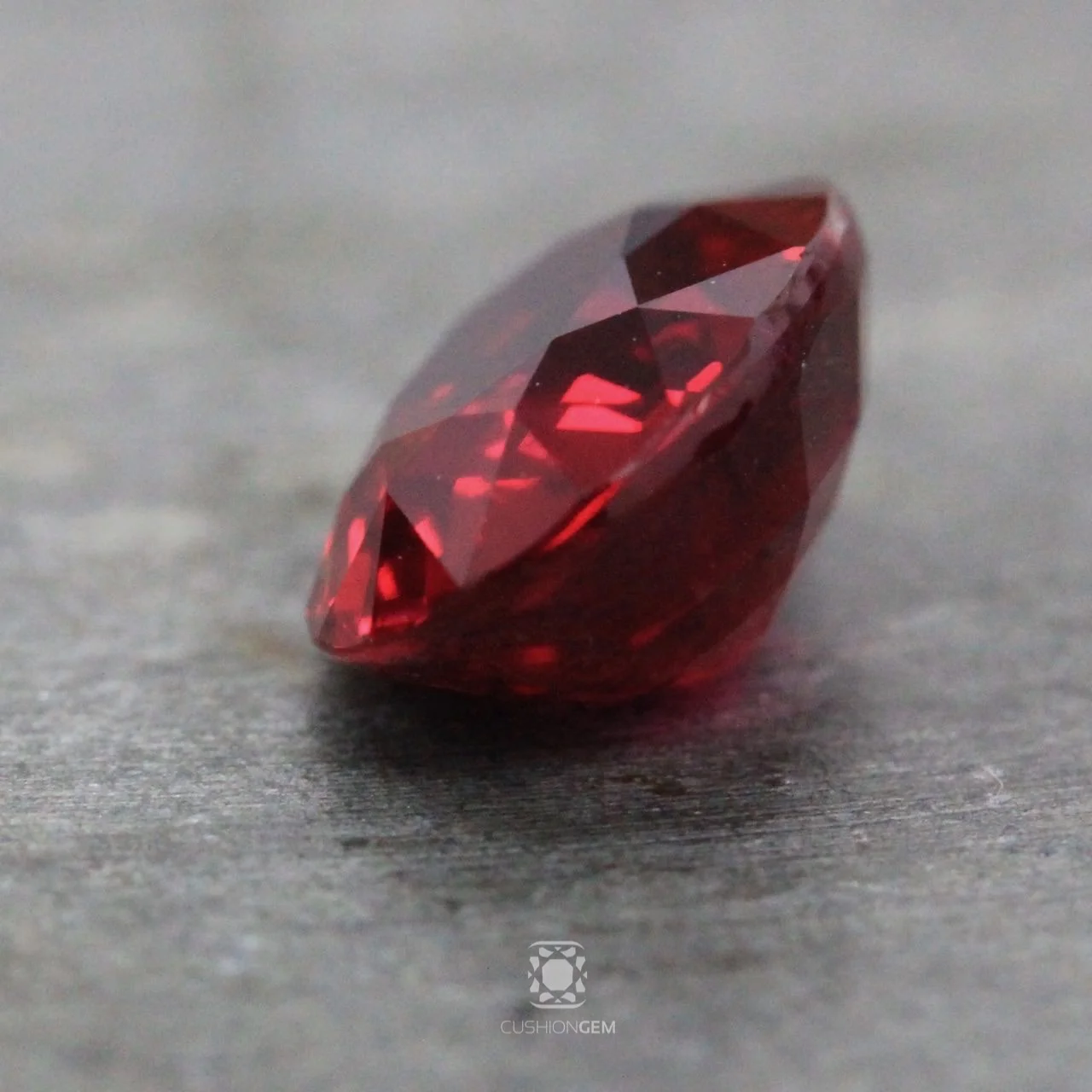 2.35ovalruby615.jpg