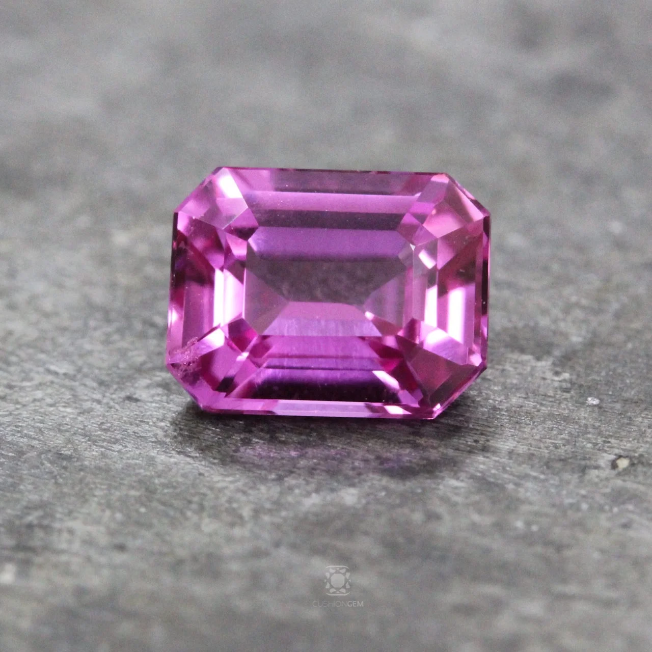 1.77ecpinksapphirecolectionCGMAL01.jpg