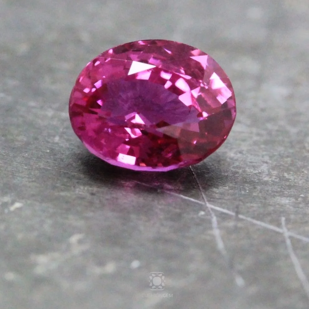 2.06ovalpinksapphireCGMAL01.jpg