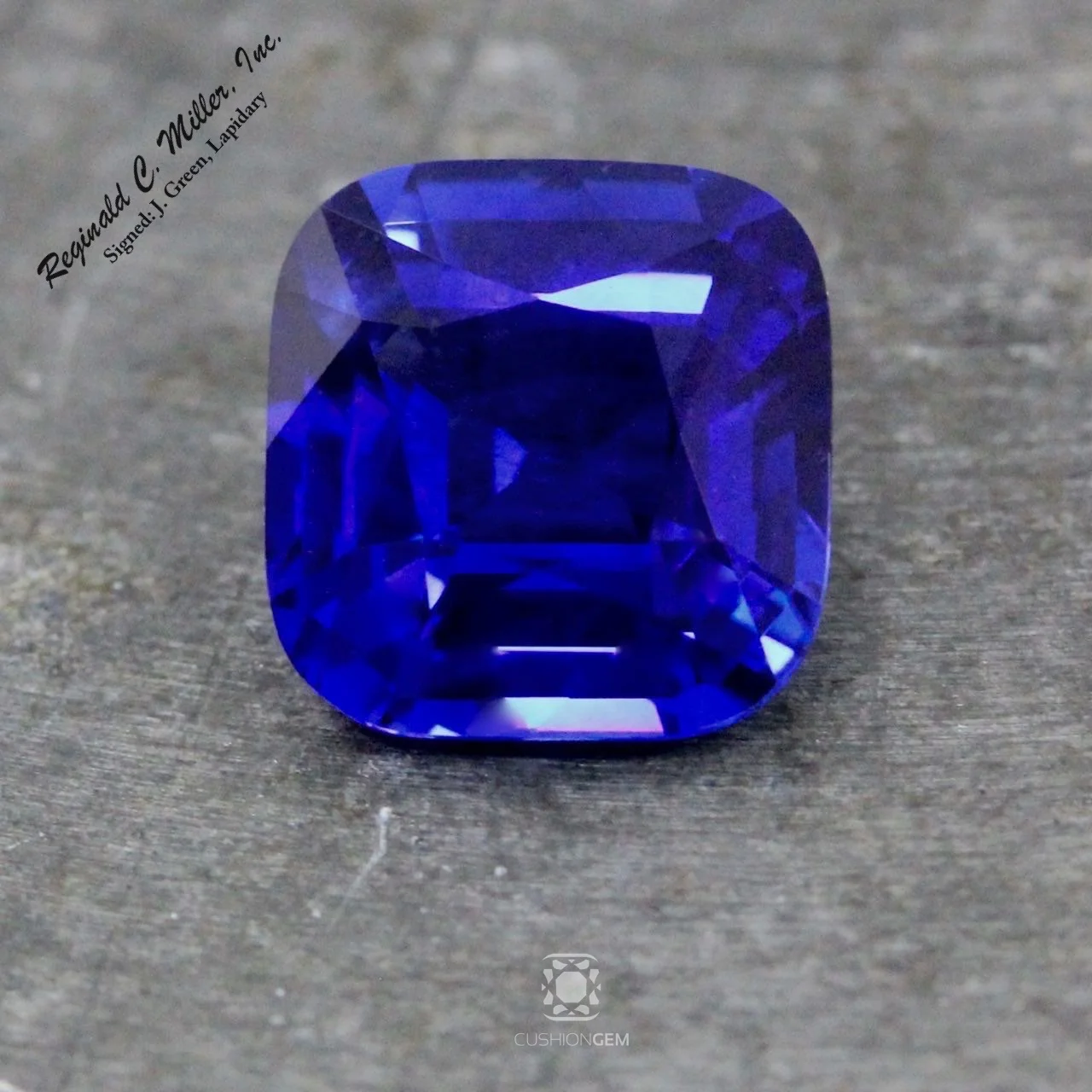 3.45cushionsapphiremal CG06.jpg