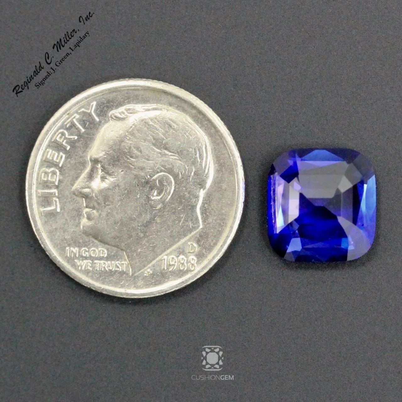 3.45cushionsapphire613.jpg
