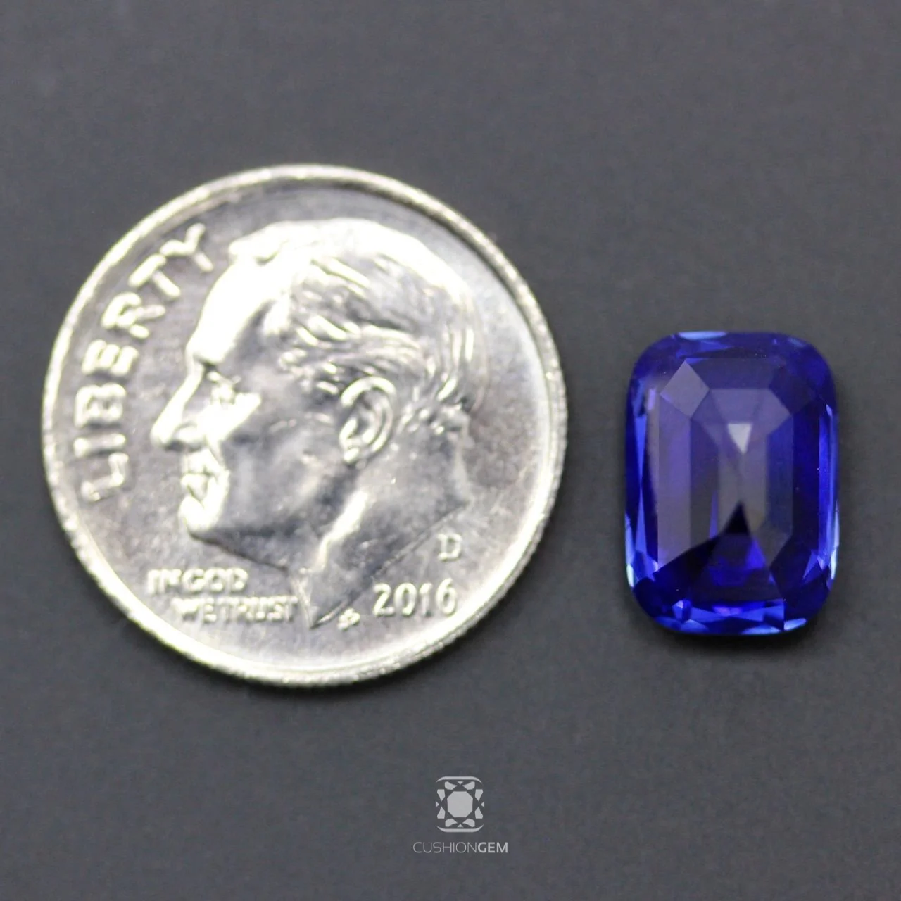 4.40 Cushion Sapphire - 2.jpg