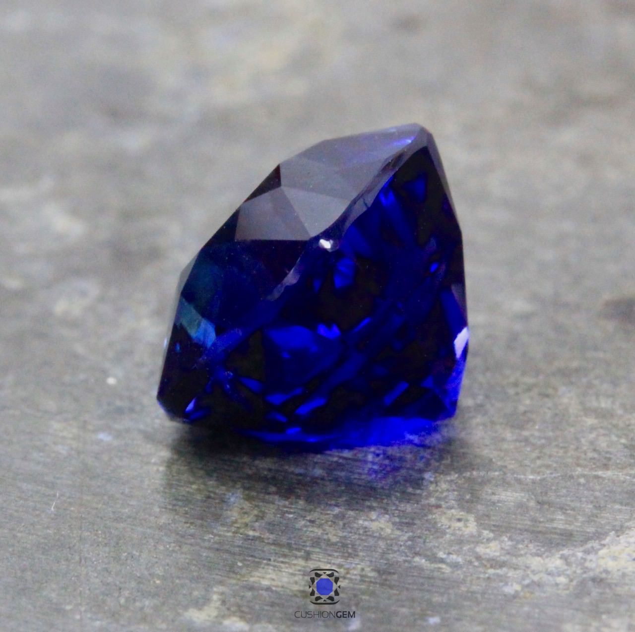 4.05 ct. Cushion Un-heated Sapphire — Cushion Gem: Precious Gems of Color