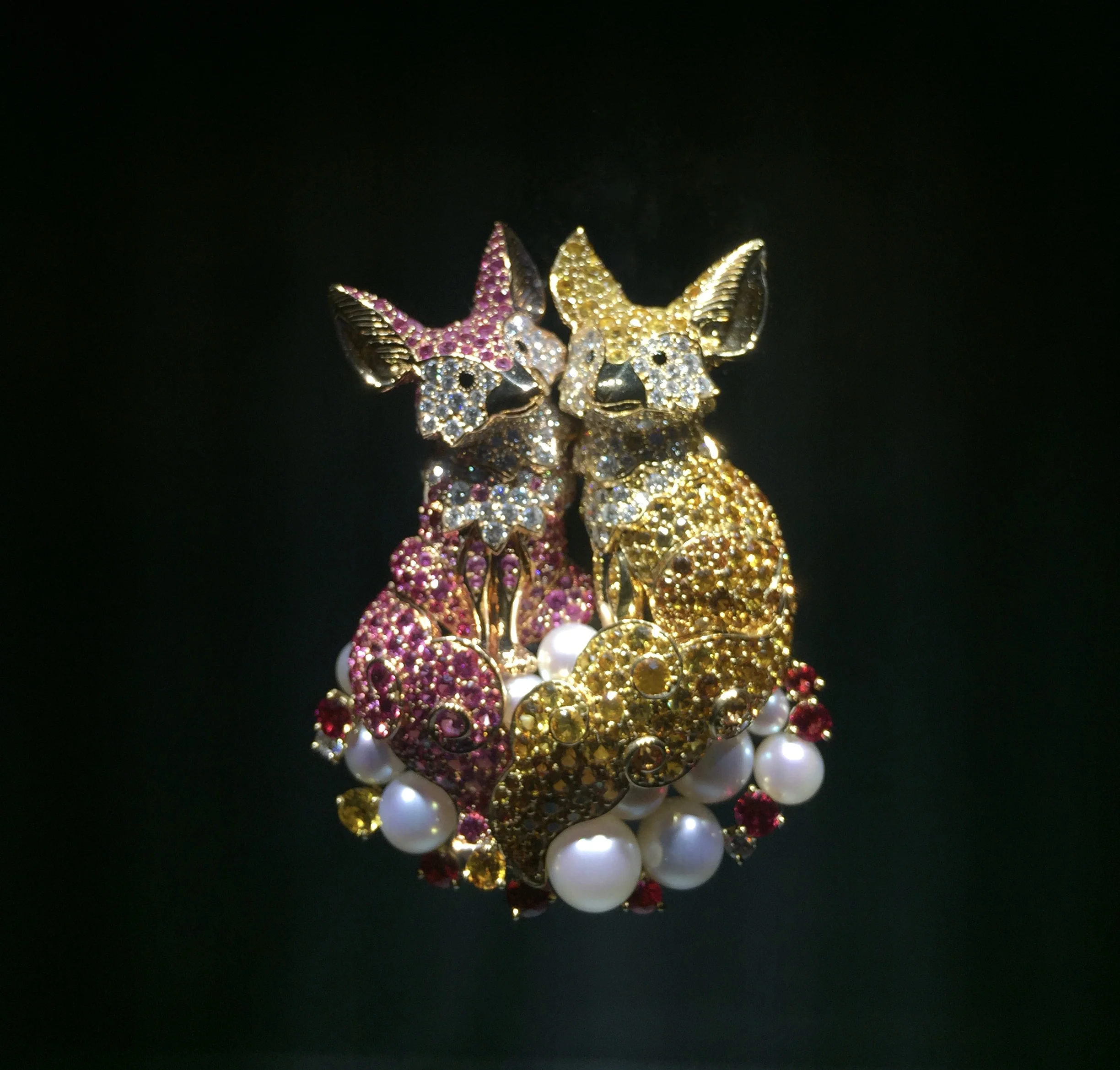 Van Cleef and Arpels created this pair of bejeweled hyenas awash with precious gems for their "Noah's Ark" exhibition featured in New York from November 3rd-19th, 2017. 