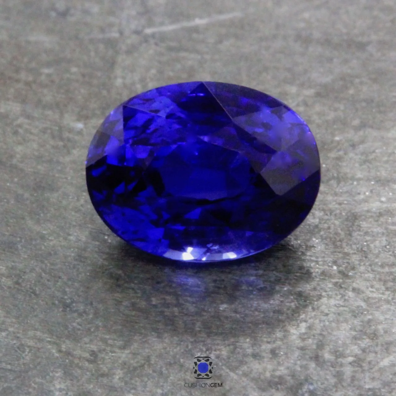 2.33 Oval Un-heated Sapphire