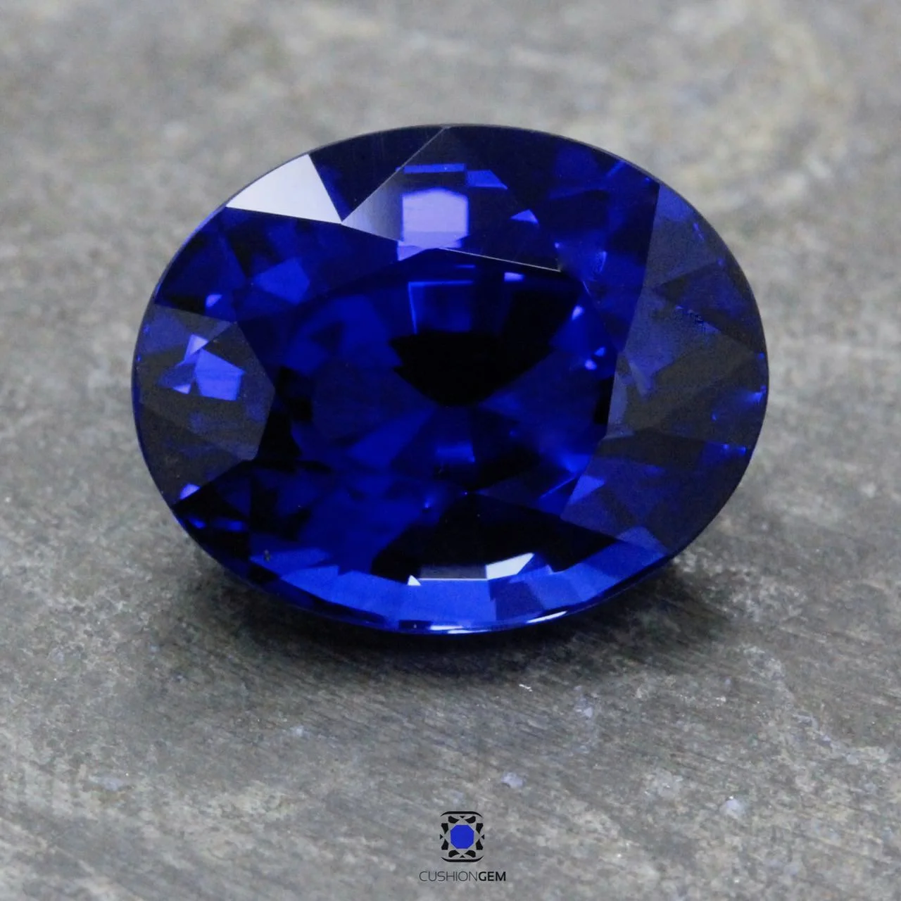5.12 Oval Un-Heated Sapphire