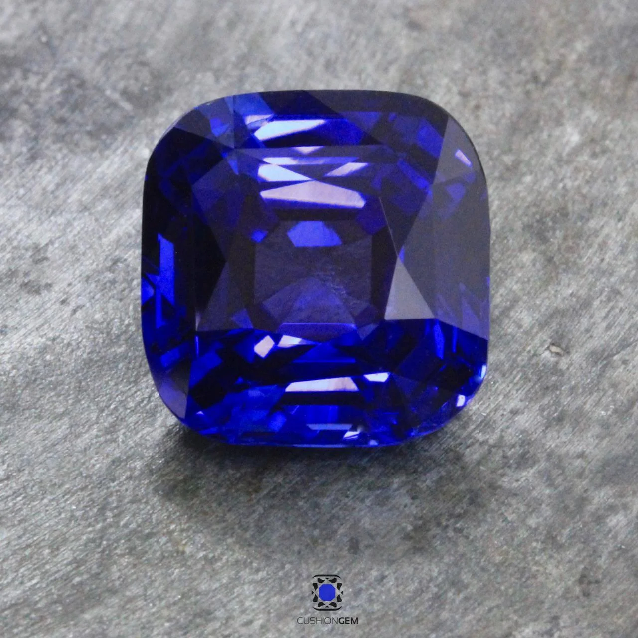 8.92 Cushion Un-heated Sapphire