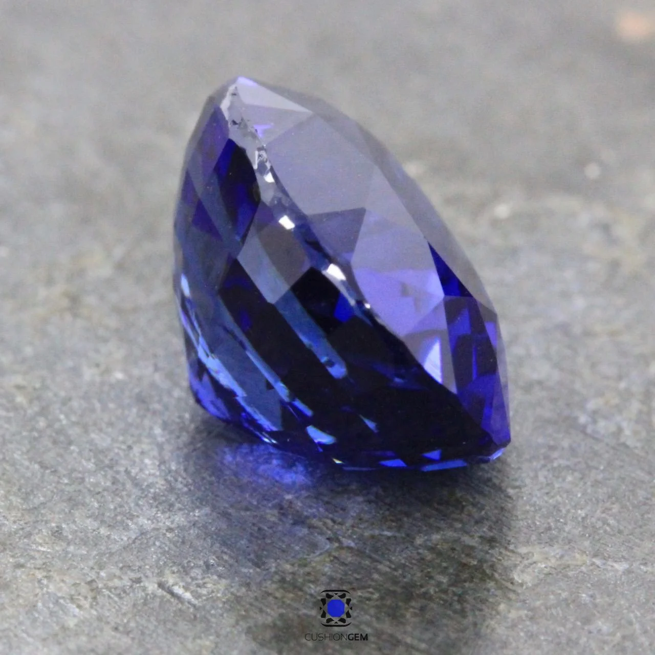 7.52 Oval Unheated Sapphire - 3.jpg