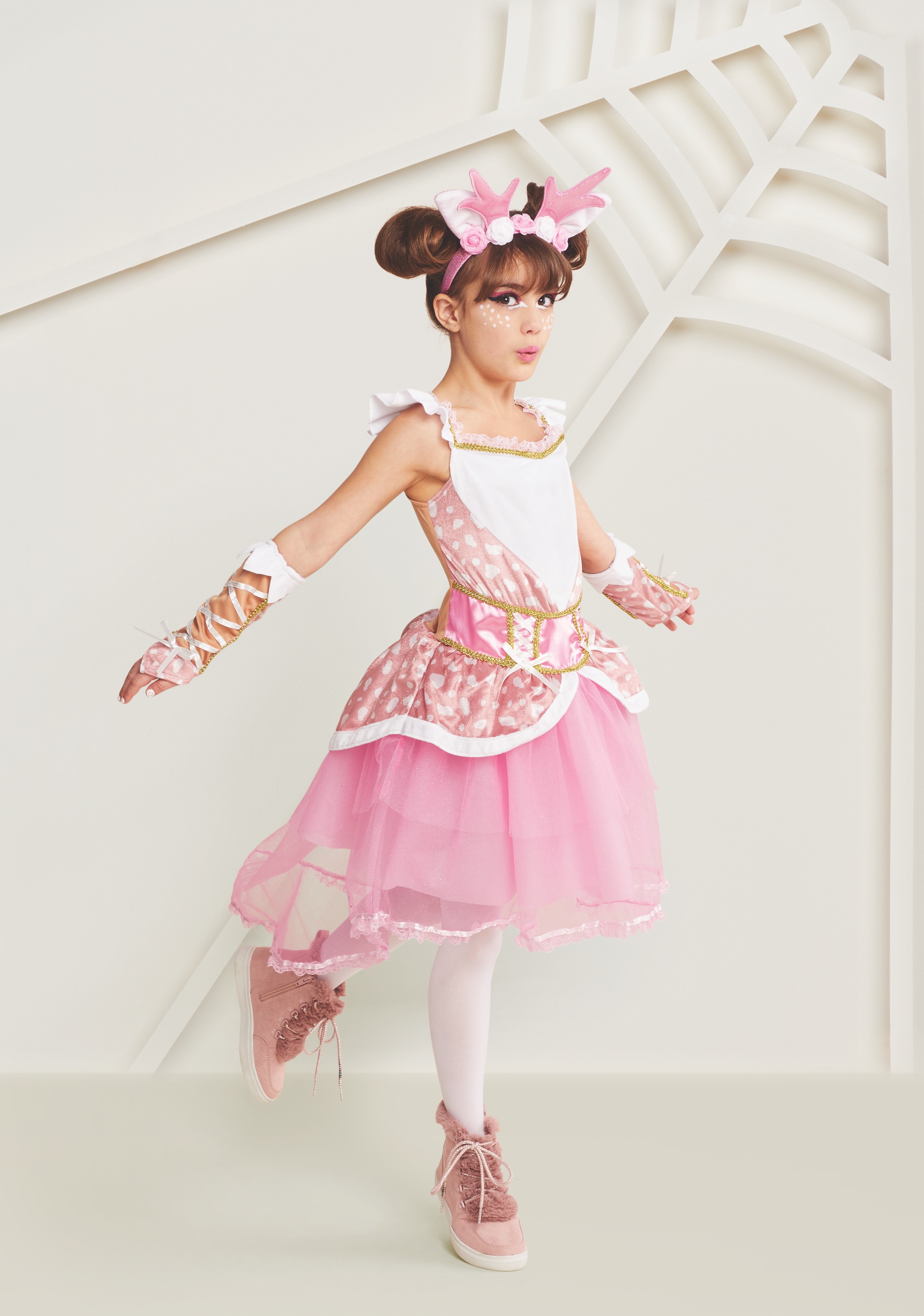 C-000696-01-033_240-11-3416_NEWGirlsMagicalFaunDeluxe.jpeg