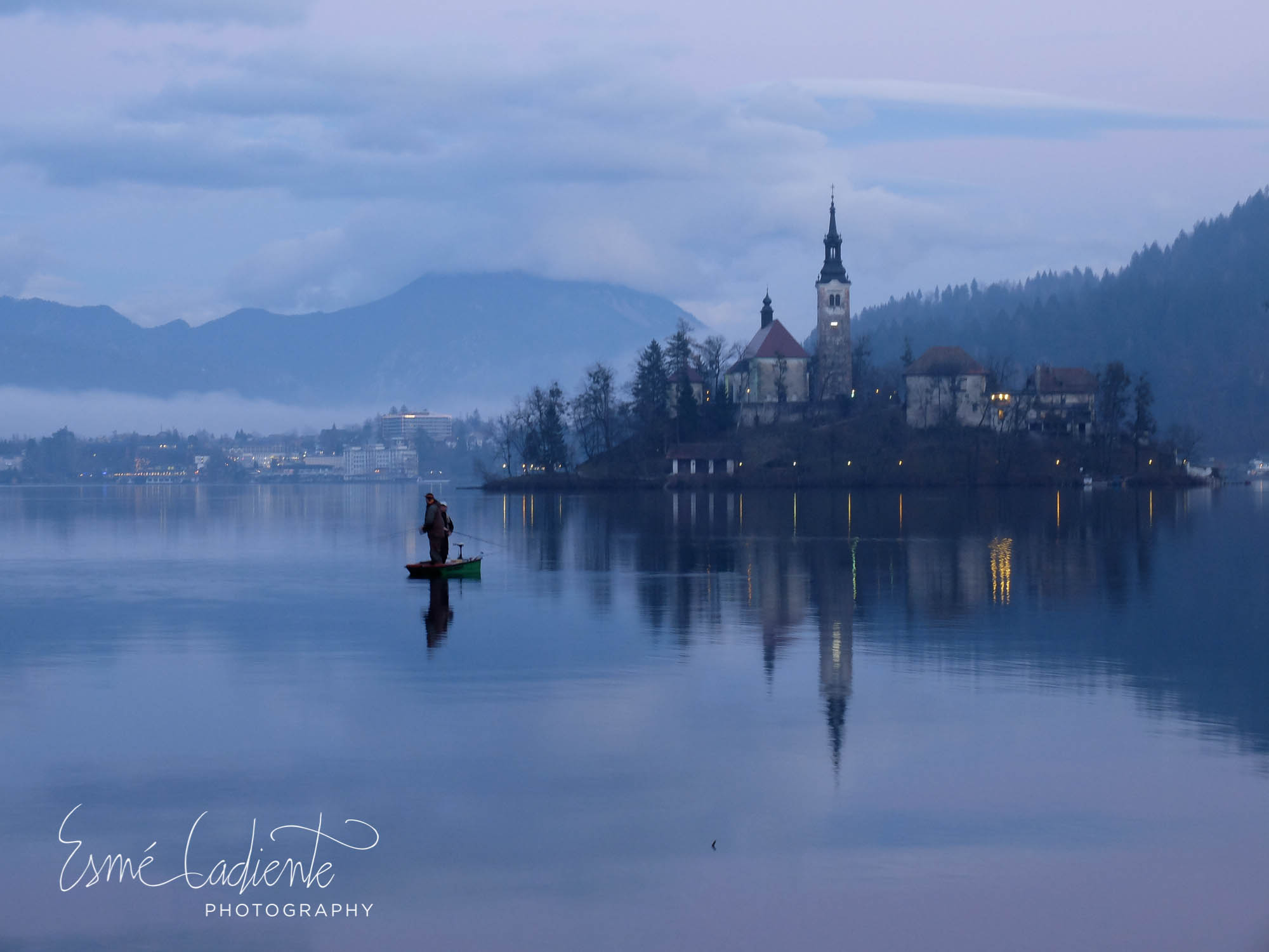  A quiet winter evening on Lake Bled 