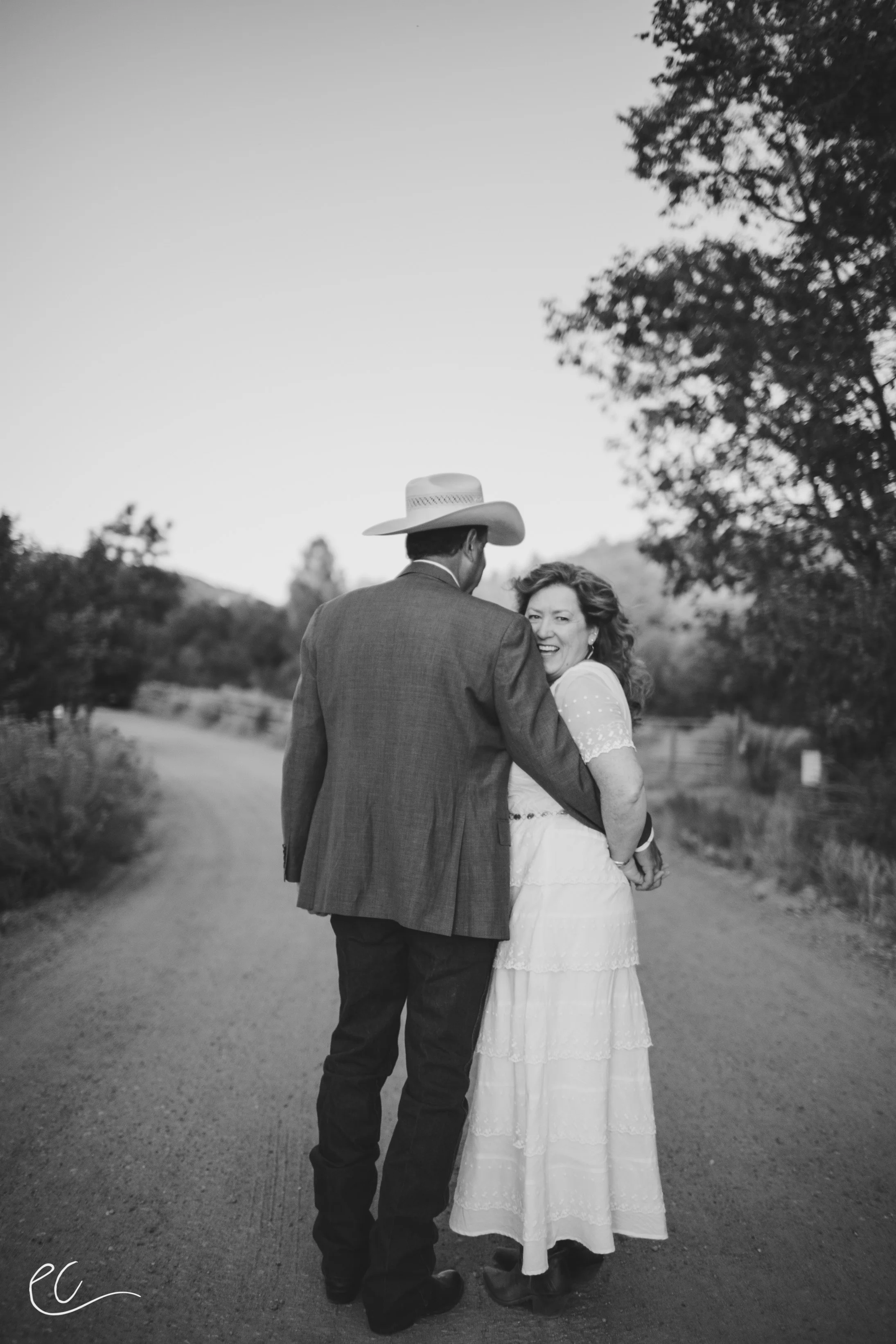 17Sep_AandT_coupleshoot_185.jpg