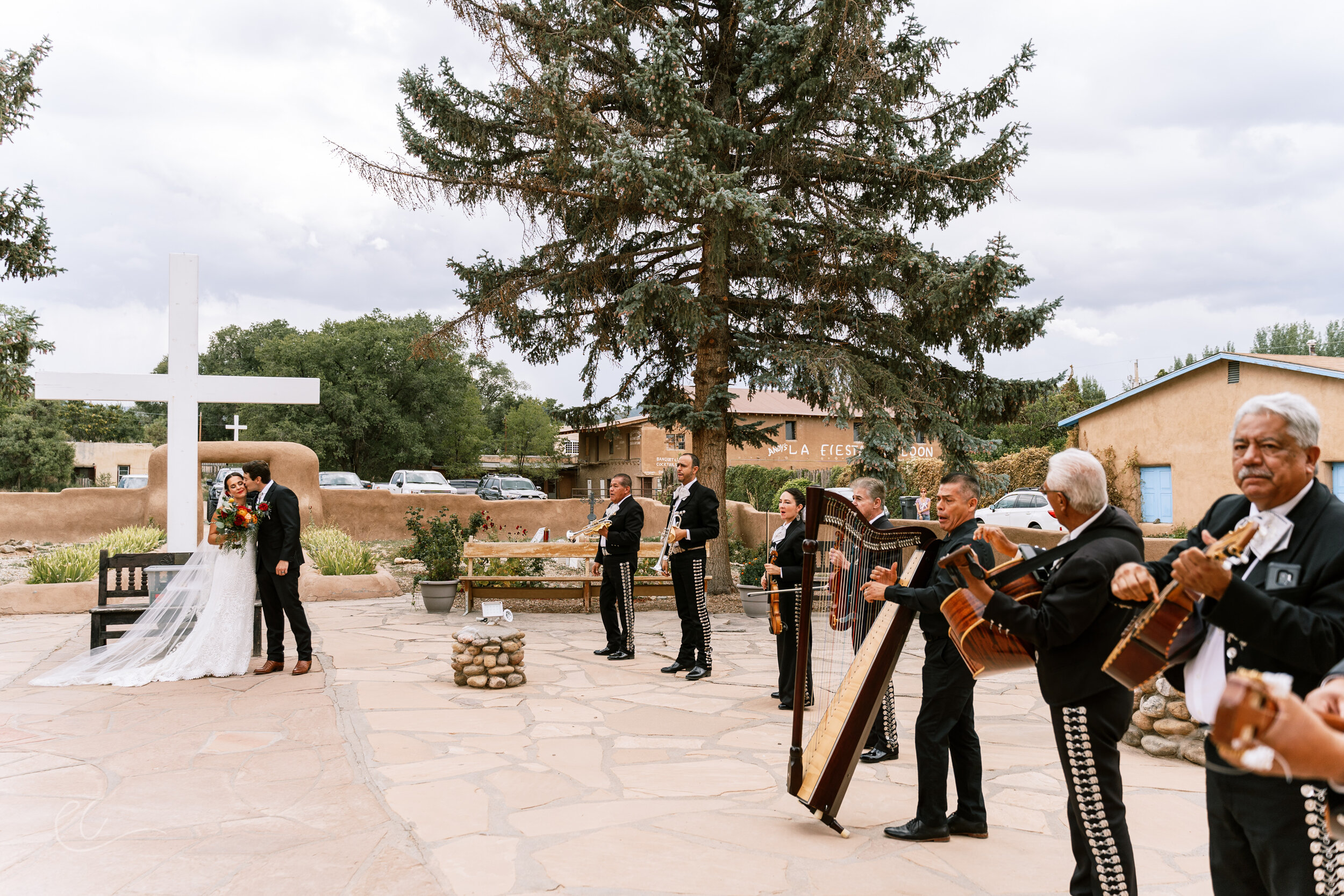 Taos_wedding_photography_CandN-51.jpg