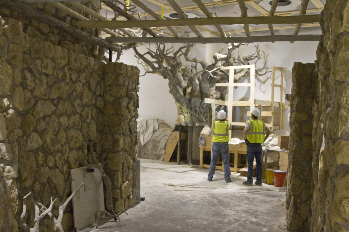 AnimalCourtyardTree-Installed.jpg