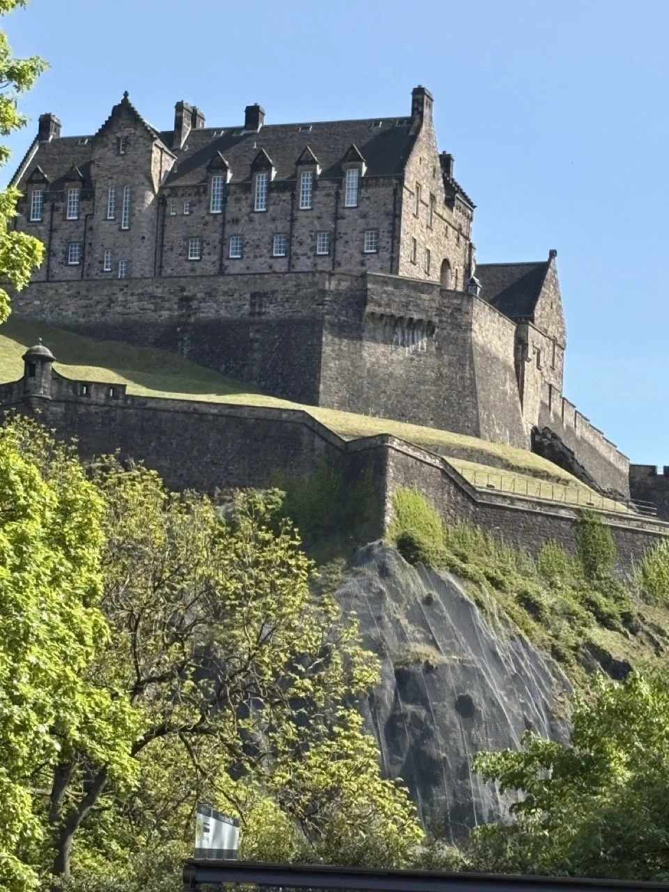 EdinborghCastle4 Large.jpeg