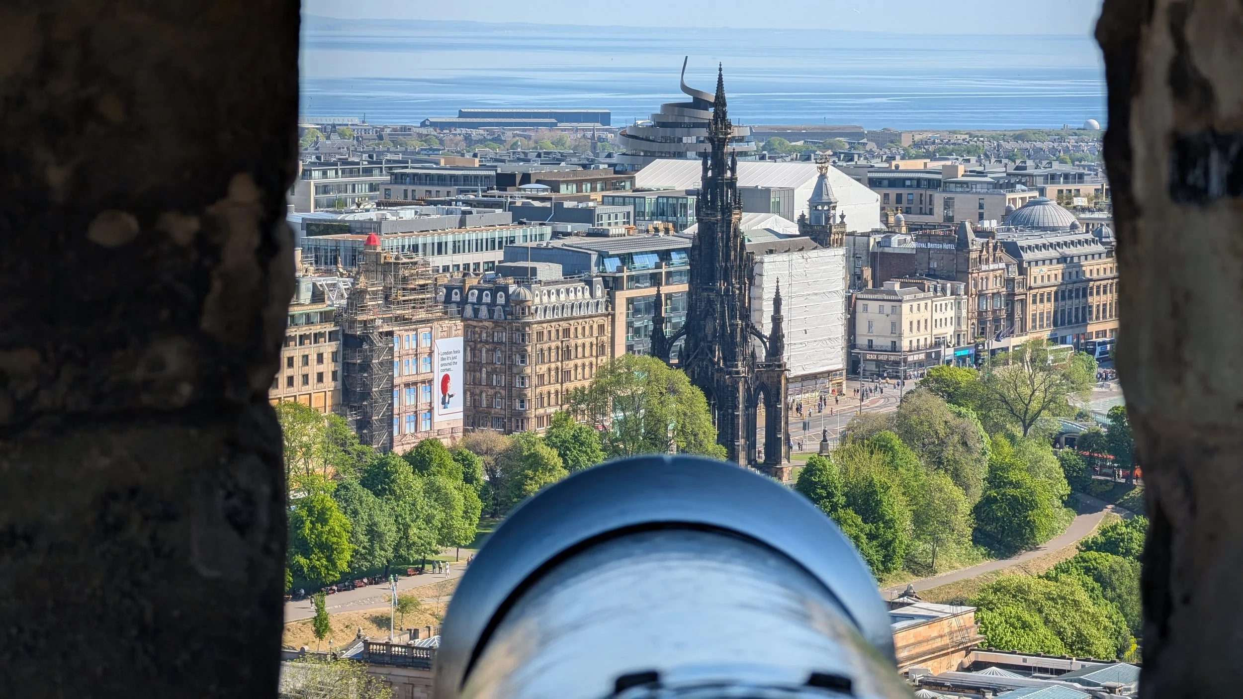 EdinborghCaslte3.jpg