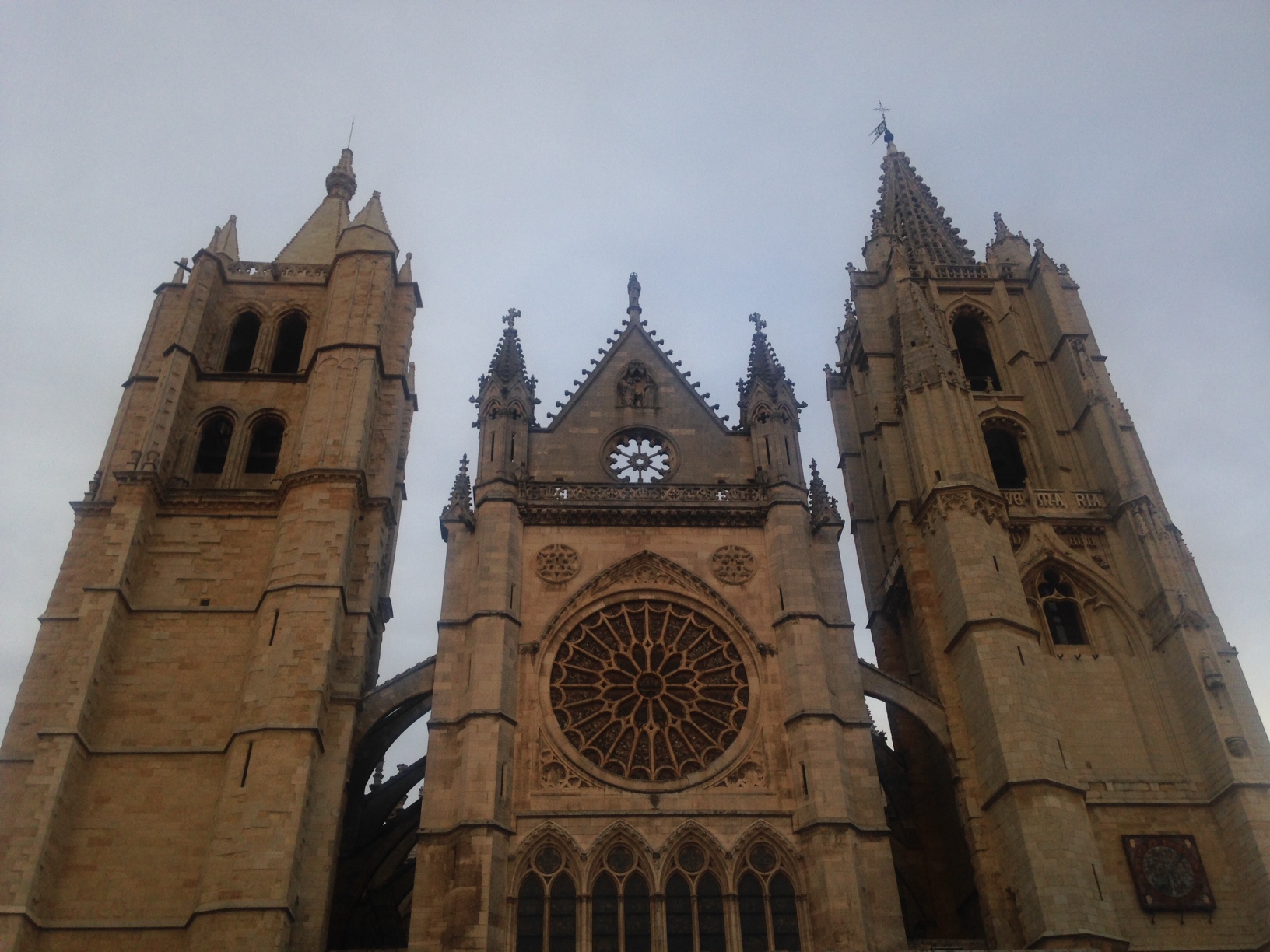 The cathedral closed early and I was so sorry to have missed it, but now I have an extra reason to return to lovely Leon.