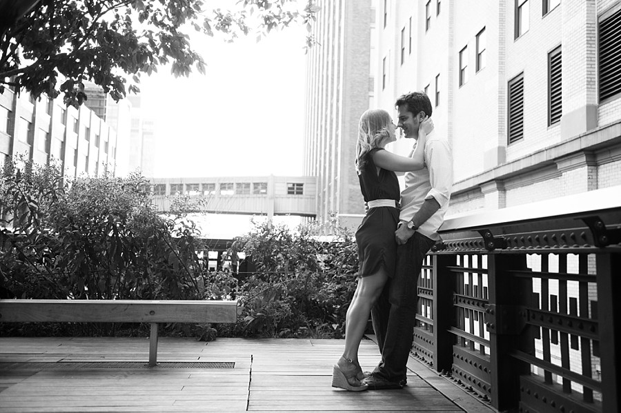 Highline_NYC_Engagement_Session_JJ_10.jpg
